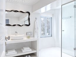 Lilium Hotel