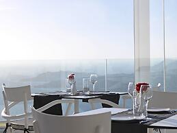 Lilium Hotel