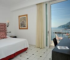 Hotel Marina Riviera