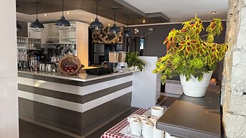Auberge La Camarine