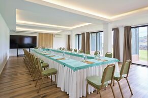 Caloura Hotel Resort