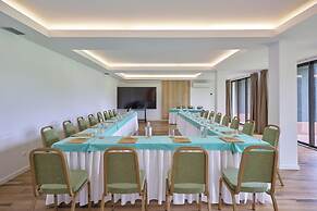 Caloura Hotel Resort