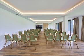 Caloura Hotel Resort