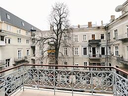 Continental Hotel