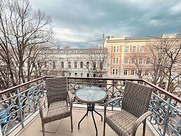 Continental Hotel