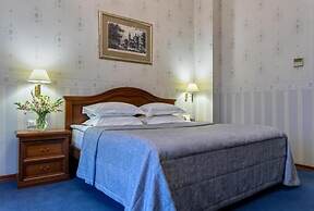 Continental Hotel
