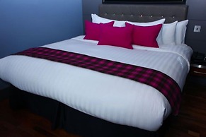 Angel's Share Hotel