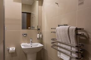 Angel's Share Hotel