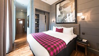 Angel's Share Hotel