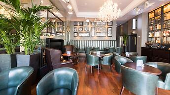 Angel's Share Hotel