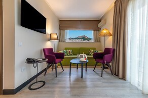 Polis Grand Hotel