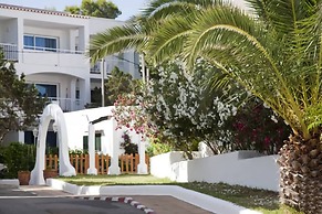 Camelina Suites
