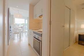 Camelina Suites