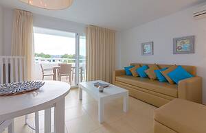 Camelina Suites
