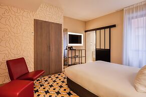 Alma Grand Place Hotel