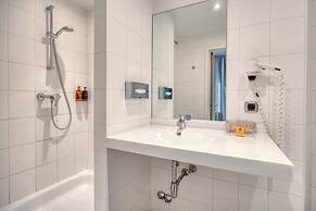 Alma Grand Place Hotel