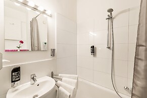 Alecsa Hotel am Olympiastadion