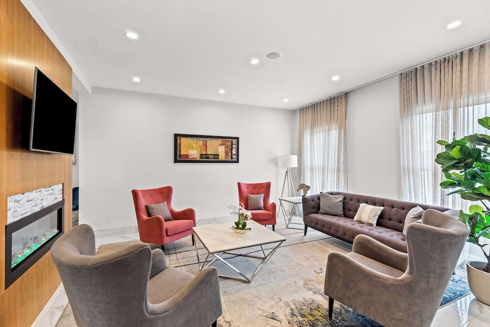 Best Western Plus Montreal East