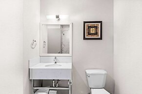 Best Western Plus Montreal East