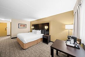 Best Western Plus Mariposa Inn & Conference Centre
