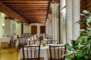 Hotel Murillo