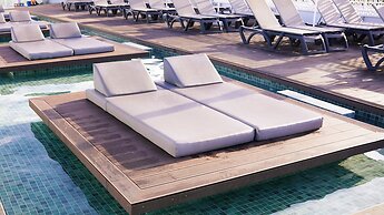 Coral Suites & Spa