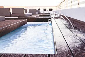 Coral Suites & Spa