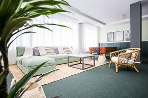 Coral Suites & Spa