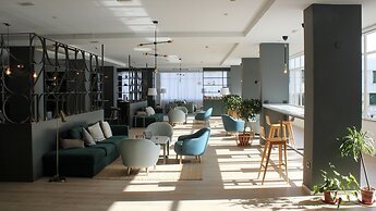 Coral Suites & Spa