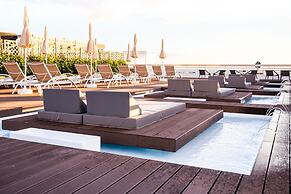 Coral Suites & Spa