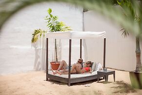 Coral Suites & Spa