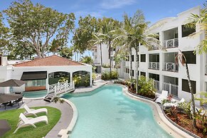 Alassio Palm Cove