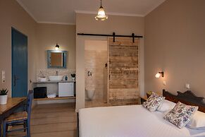 The Boathouse Hotel