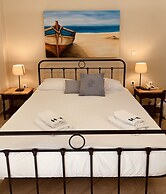 The Boathouse Hotel