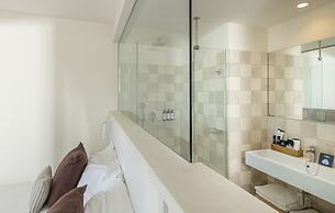 AQUA Hotel Bertran Park