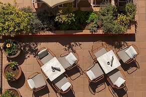 AQUA Hotel Bertran Park