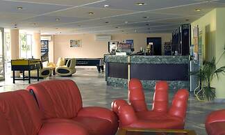 Hotel Compass
