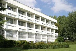 Hotel Compass