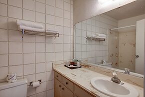 Desert Hot Springs Spa Hotel
