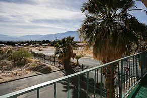 Desert Hot Springs Spa Hotel