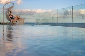 Plus Fariones Suite Hotel