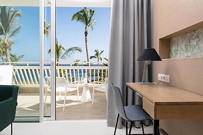 Plus Fariones Suite Hotel