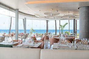 Plus Fariones Suite Hotel