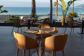 Plus Fariones Suite Hotel