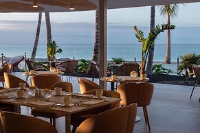 Plus Fariones Suite Hotel