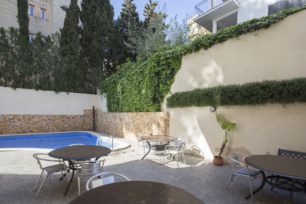 Hostal Bonany