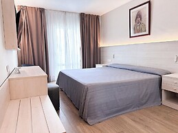 Hotel Canada Palace