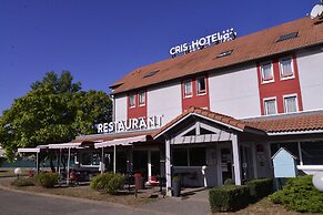 Logis Cris Hôtel et Restaurant - Lyon Sud-Est