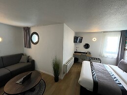 Logis Cris Hôtel et Restaurant - Lyon Sud-Est