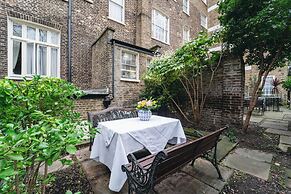 Grange Clarendon